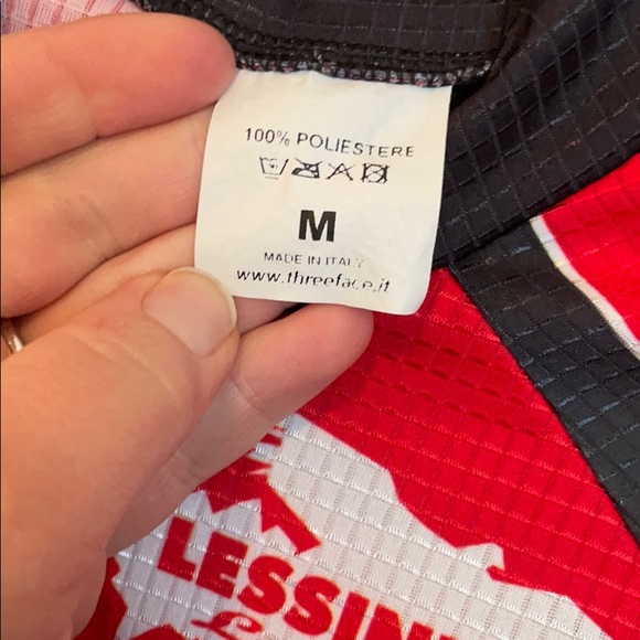 Red short sleeve cycling shirt - Picture 4 of 6